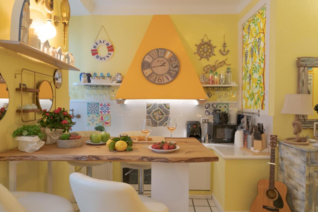 Noah Home Manarola Exterior photo